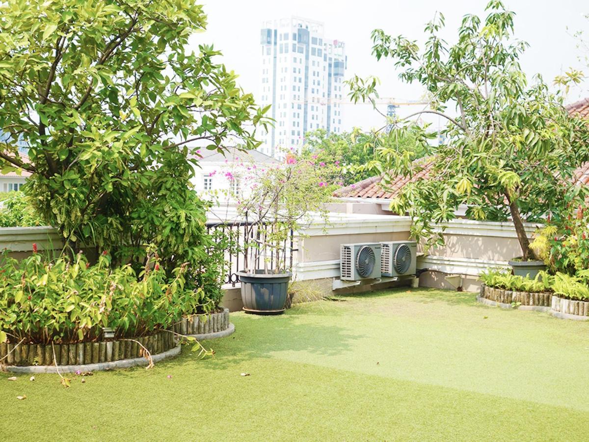 Saffron Suites Syariah Jacarta Exterior foto