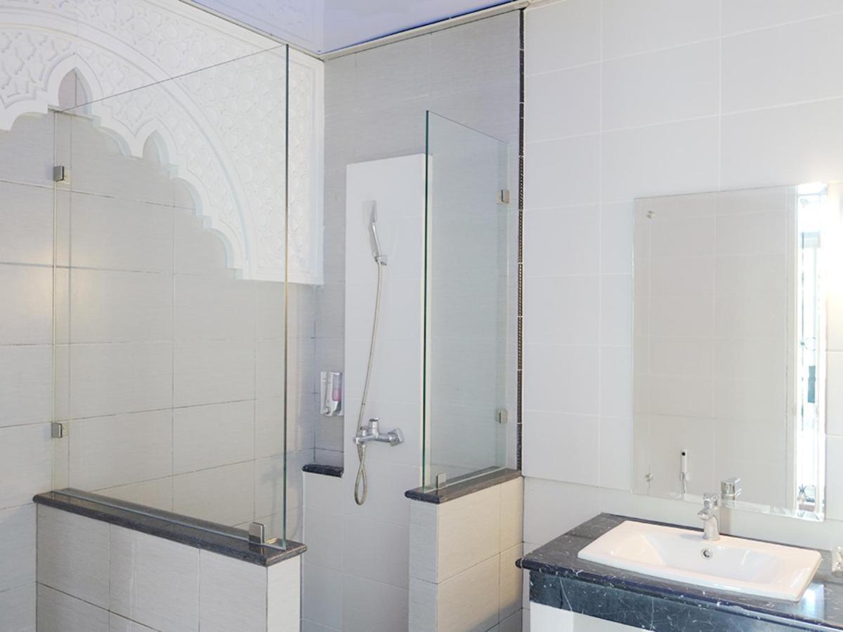 Saffron Suites Syariah Jacarta Exterior foto